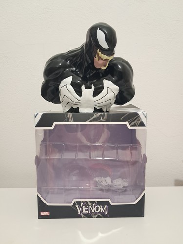 Action figure venom - action,